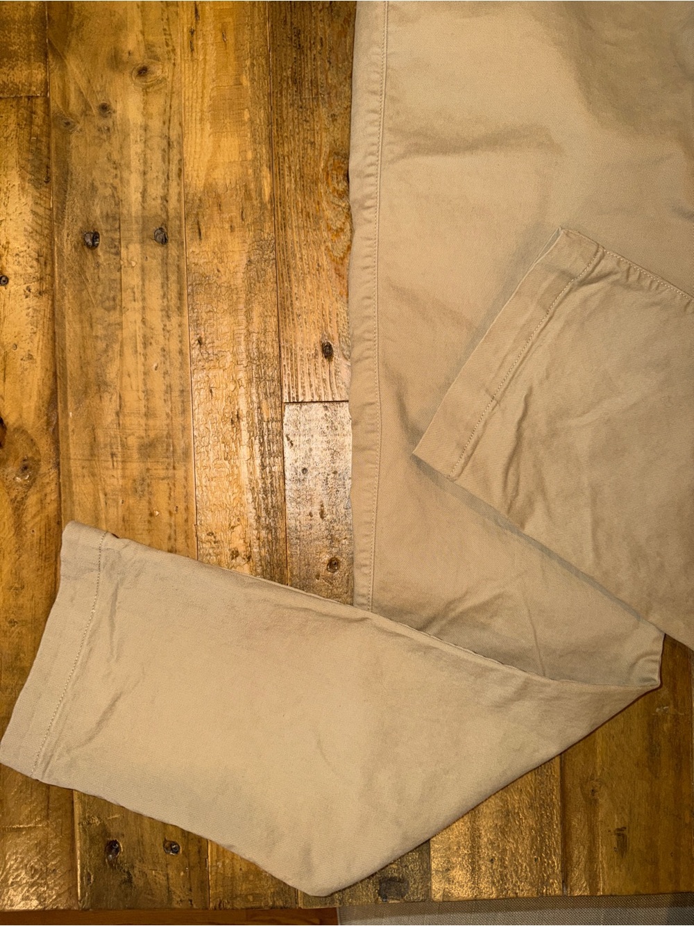 GAP Men's Tan Khaki Chino Pants - Picture 2 of 6